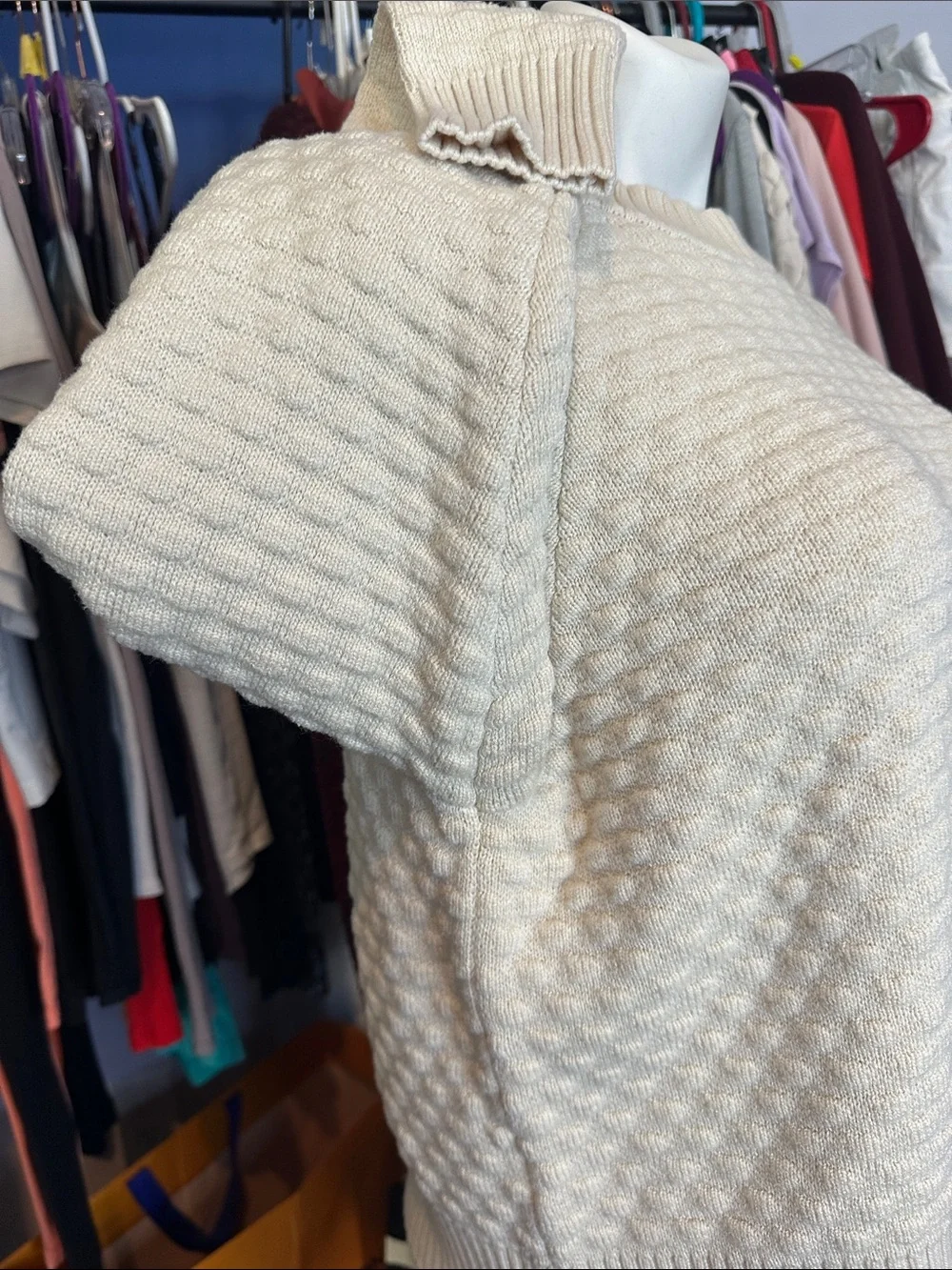 lululemon athletica Cashemere Blend Cream Textured Crewneck Sweater